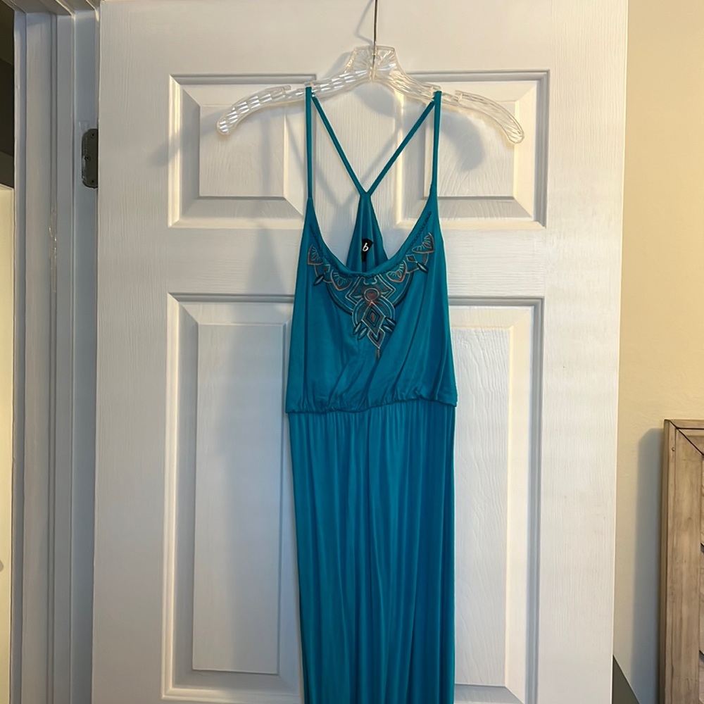 Summery blue maxi dress with fun embroidery. Size medium. Worn once
